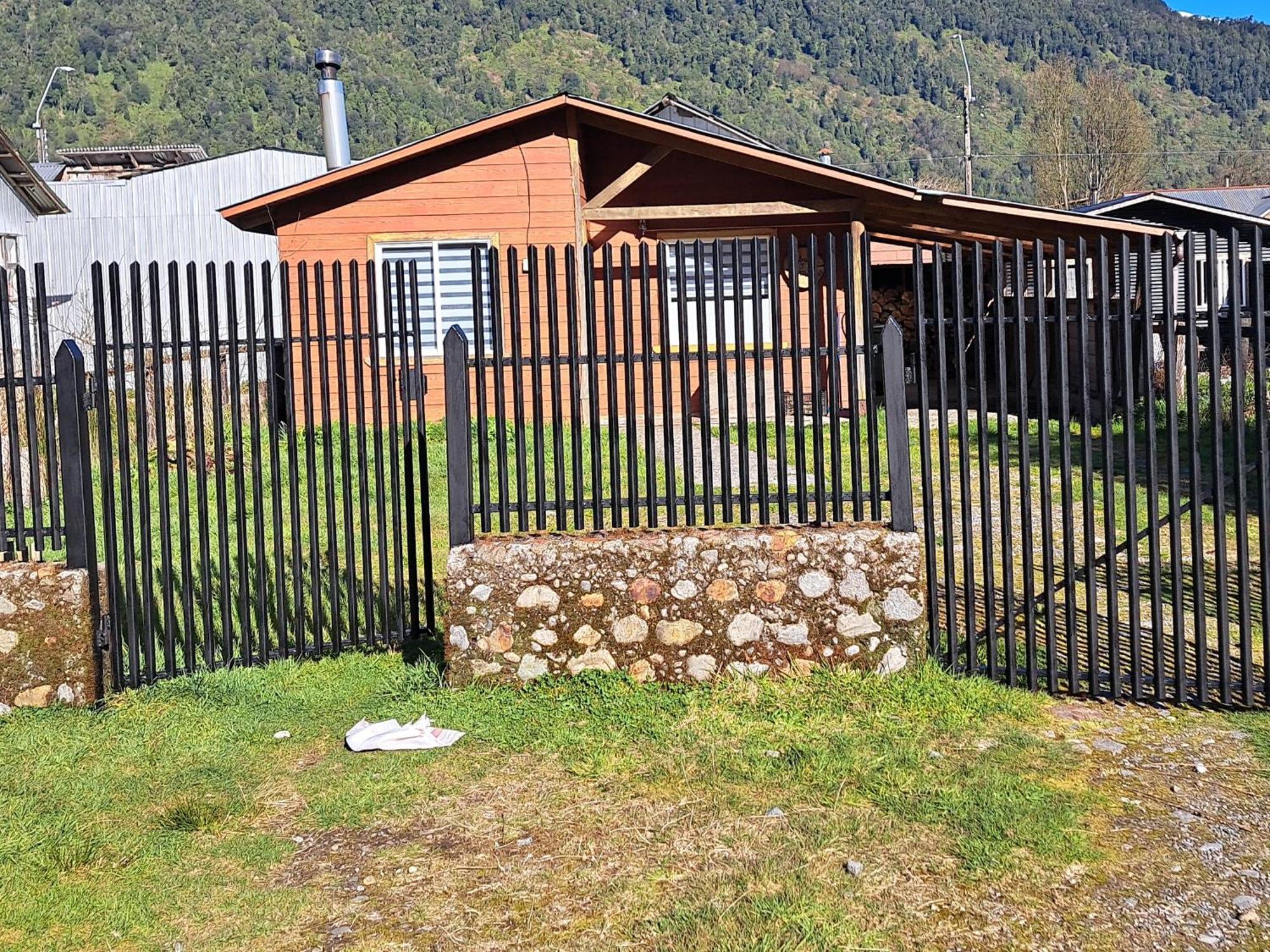 Cabanas Robinson Puerto Puyuguapi Exteriör bild